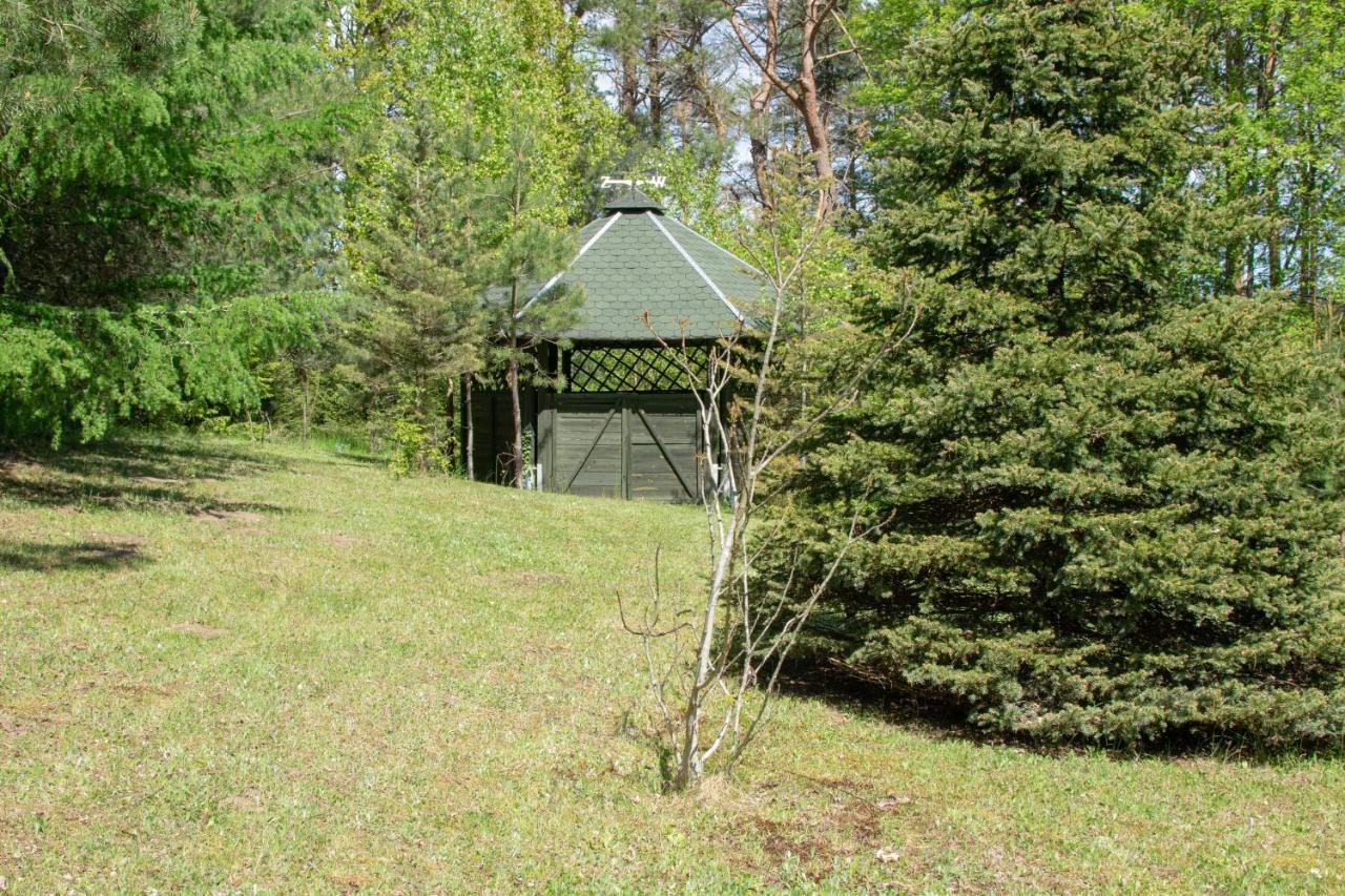 Gospodarstwo Agroturystyczne Nad Jeziorem Wsrod Lasow Lipnica  Exterior photo